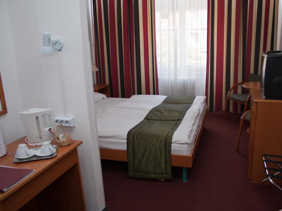 Hotel Griff Boedapest Buitenkant foto