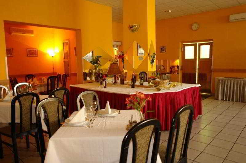 Hotel Griff Boedapest Restaurant foto