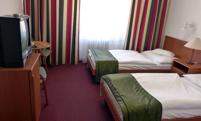 Hotel Griff Boedapest Kamer foto